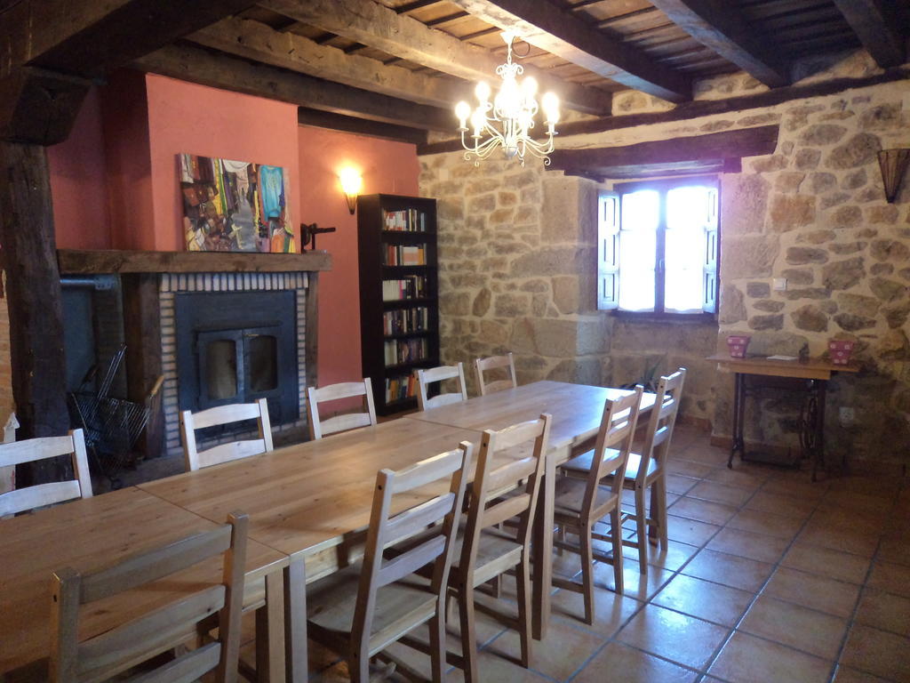 Casa Rural La Toba I Y II Bezana Eksteriør billede