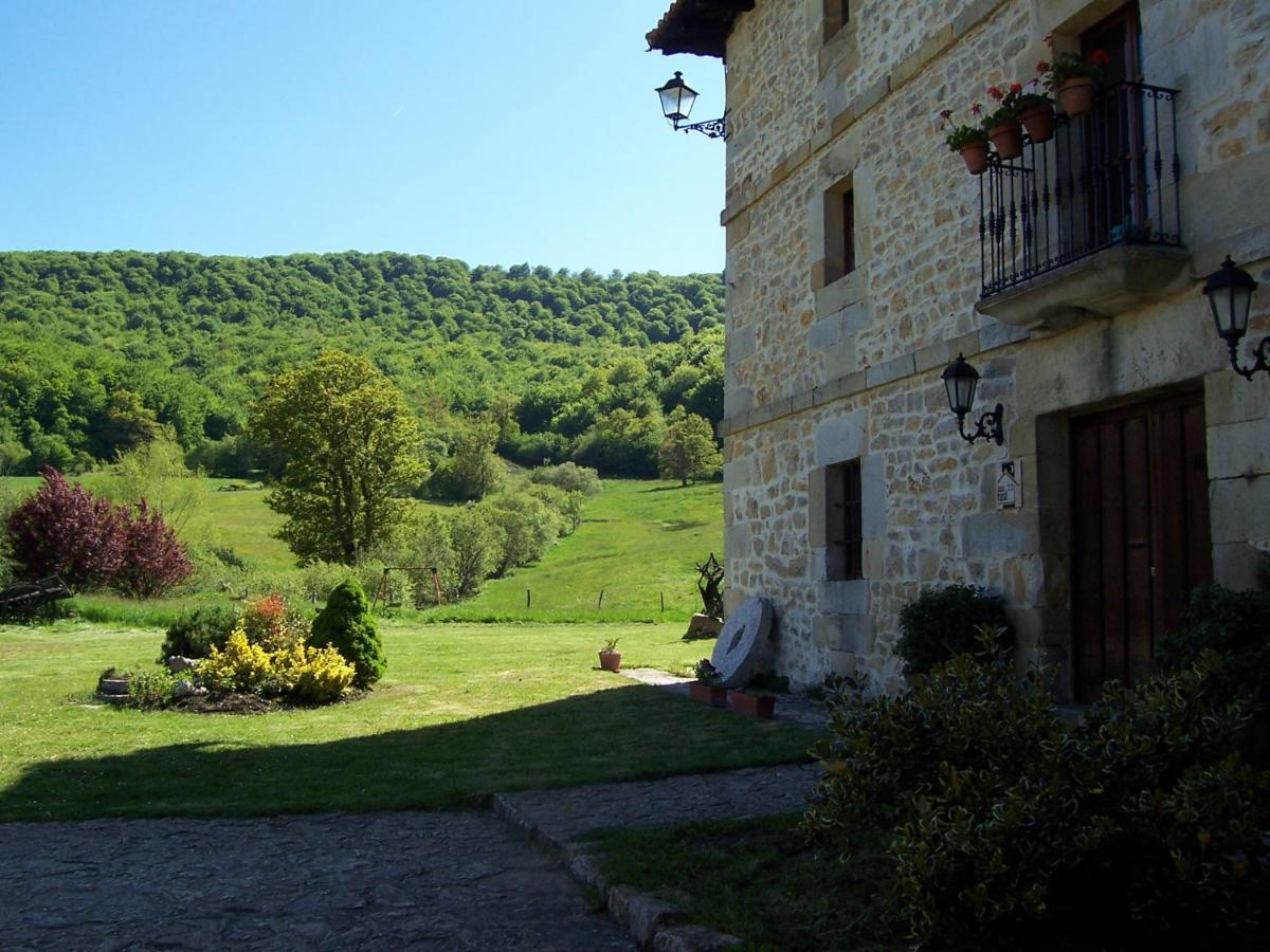 Casa Rural La Toba I Y II Bezana Eksteriør billede