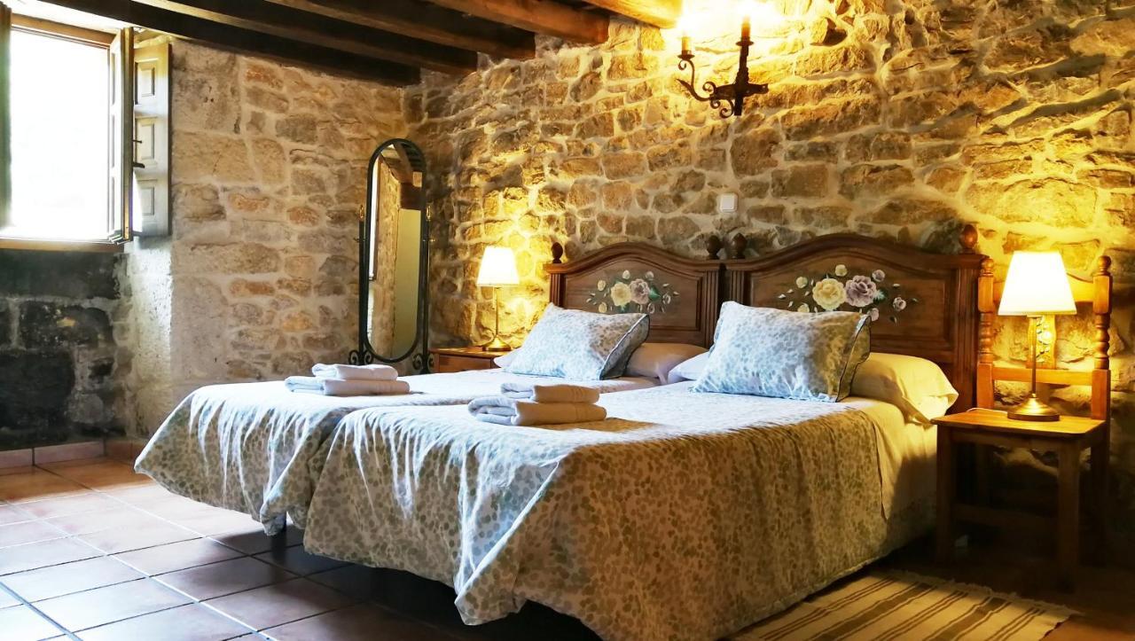 Casa Rural La Toba I Y II Bezana Eksteriør billede